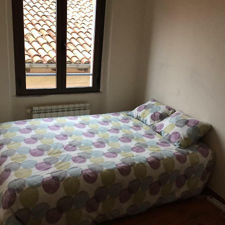 Piso En El Humedo, Al Lado Plaza Mayor Леон Екстериор снимка